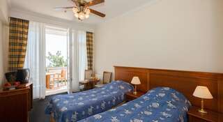 Гостиница Меллас Подгорное Двухместный номер с 2 отдельными кроватями и видом на море-5
